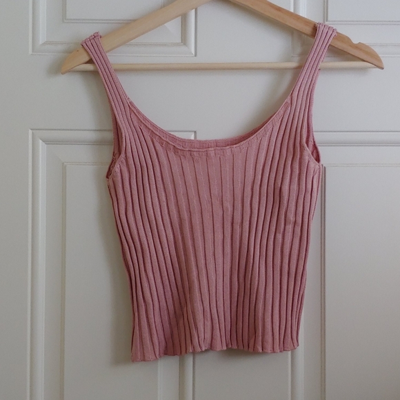 Pink Ribbed Crop Tank - Picture 2 of 4